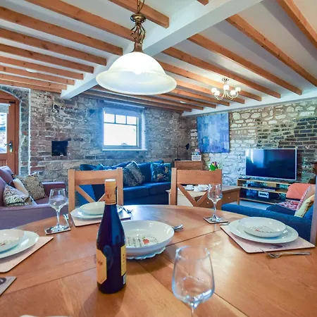 2 Bed In 52376 Holiday home Hunmanby