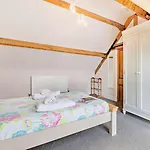 2 Bed In Filey Oc-52376 * Hunmanby